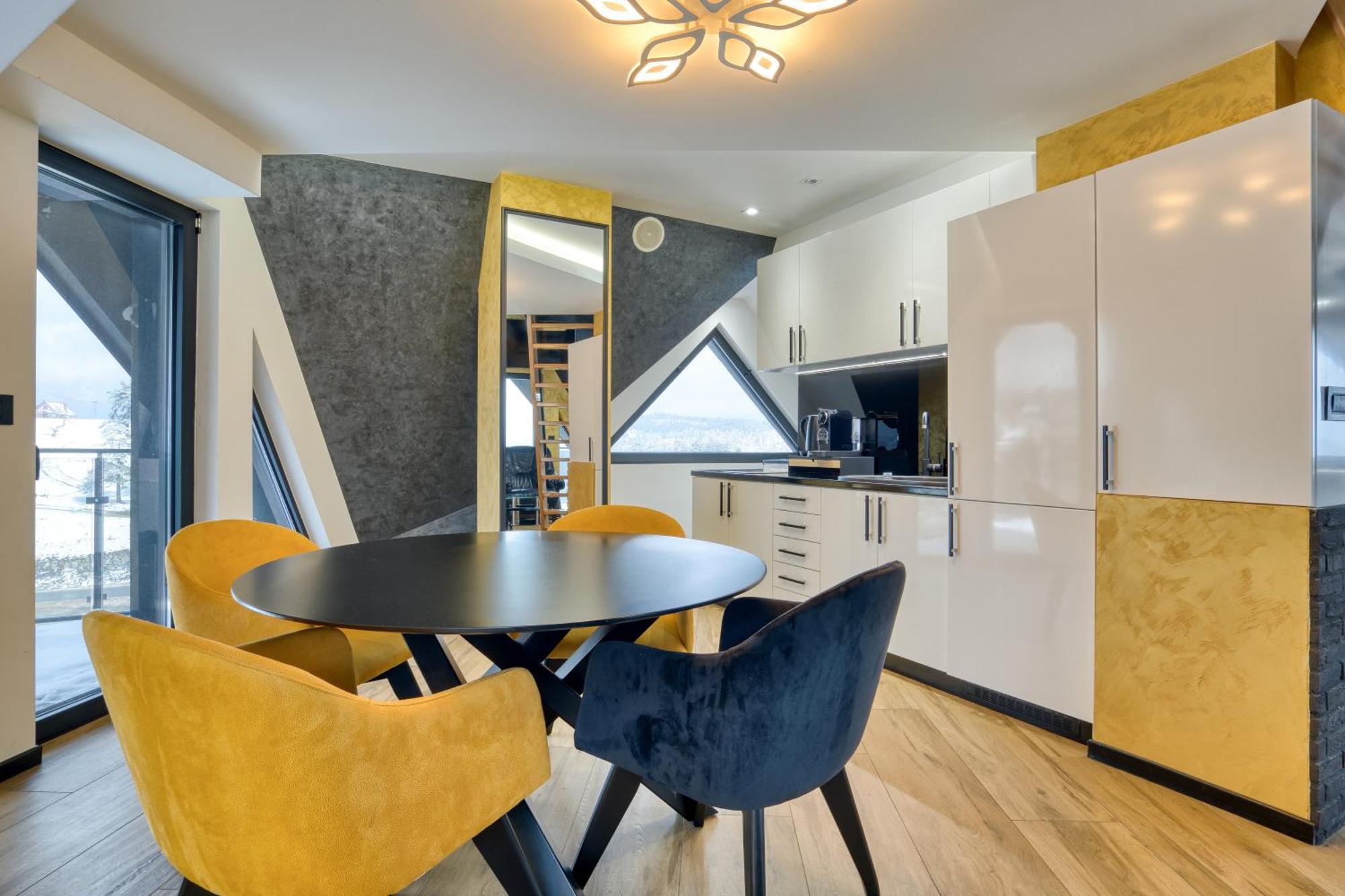 Diamond Hill Veselic Apartment
